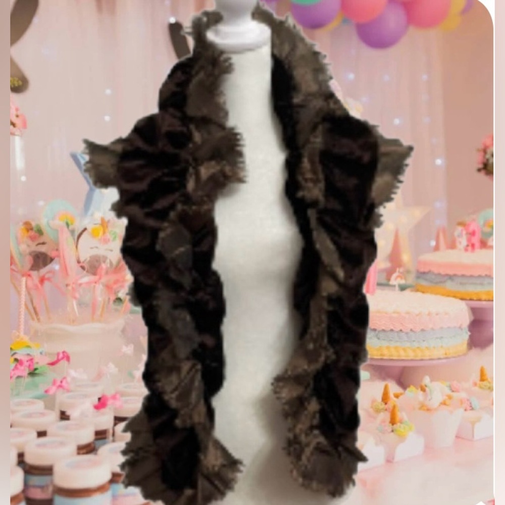 NWT Elegant Bronze Ruffle Scarf